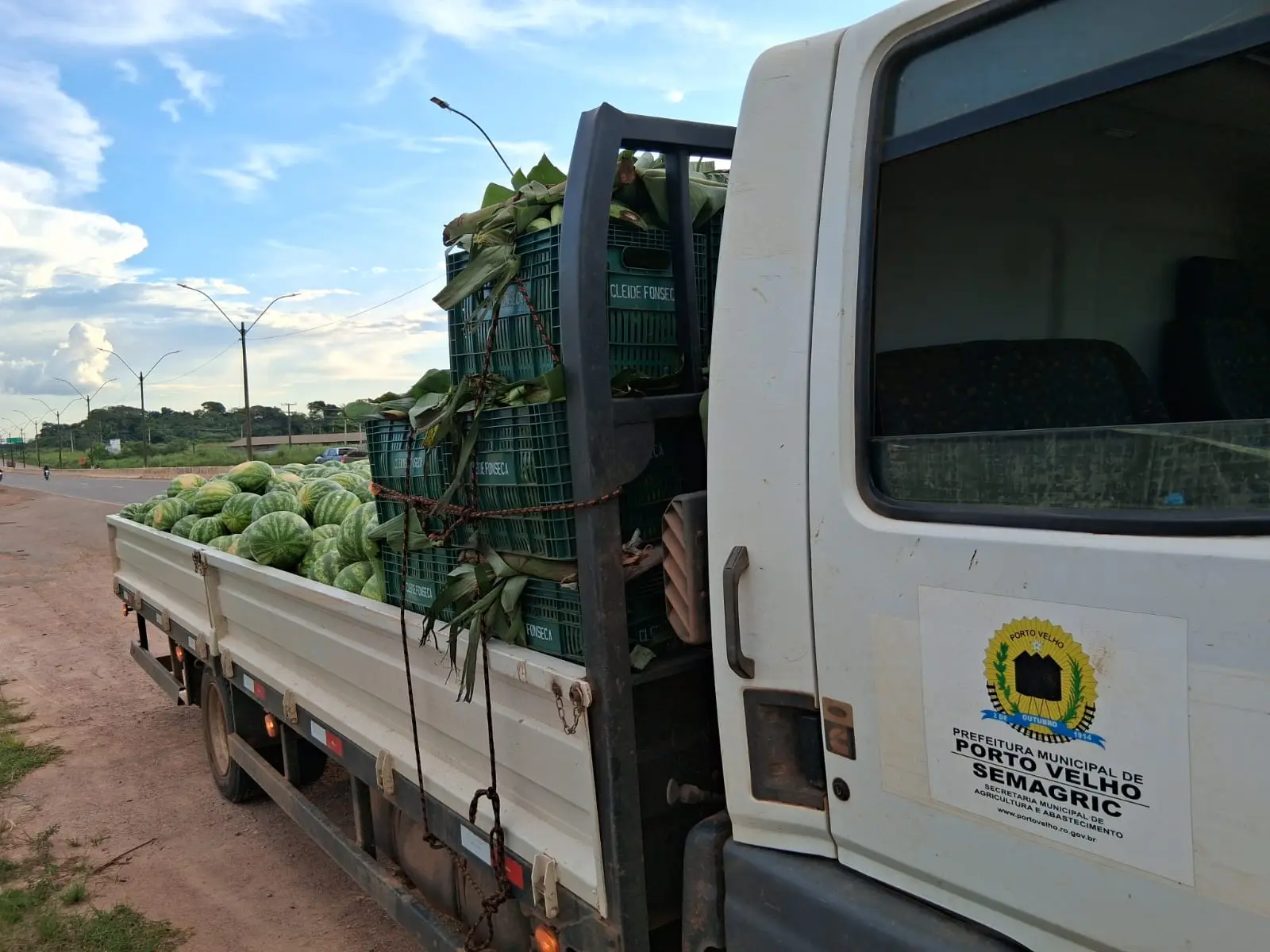 Transporte gratuito da produção beneficia centenas de agricultores familiares no primeiro semestre de 2026