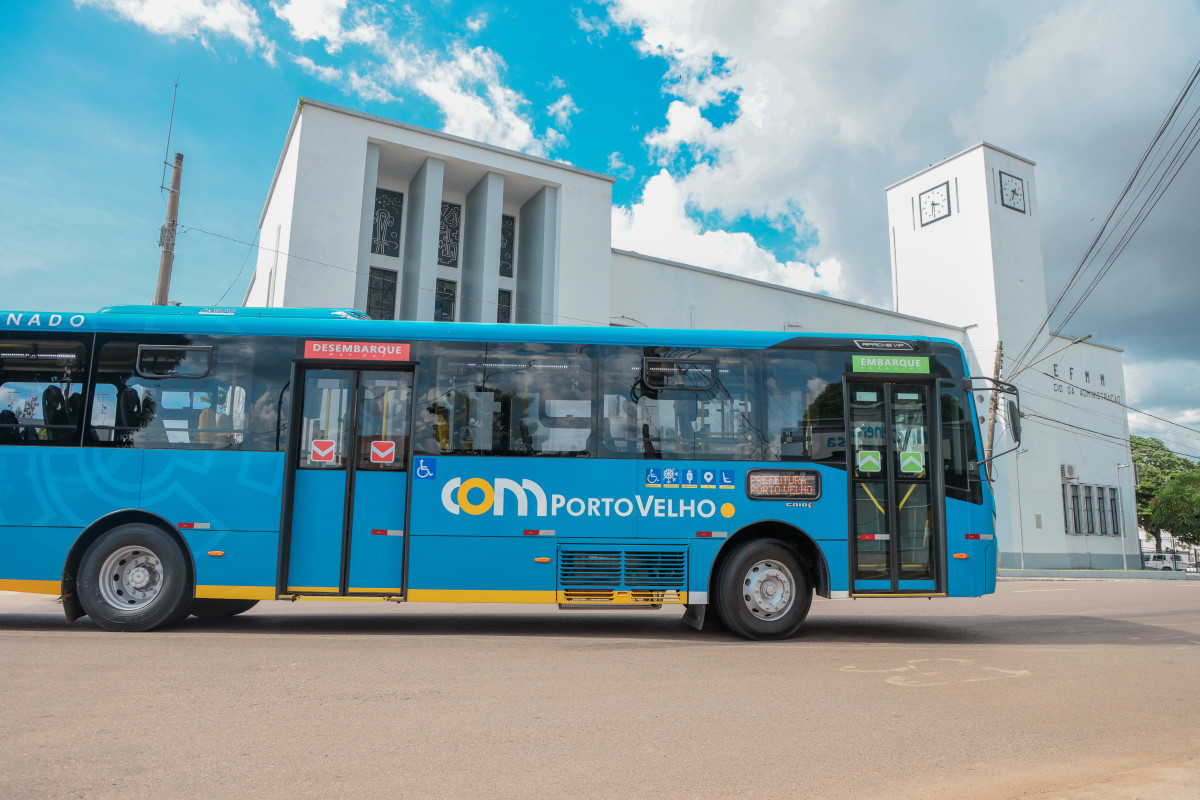 Tarifa do transporte coletivo foi reduzida de R$ 6 para R$ 3
