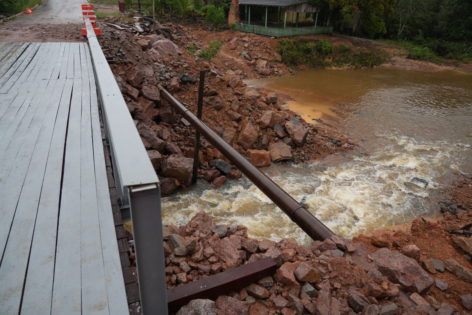 Obra da ponte do Bate Estaca segue no cronograma e traz solução definitiva para o trecho afetado