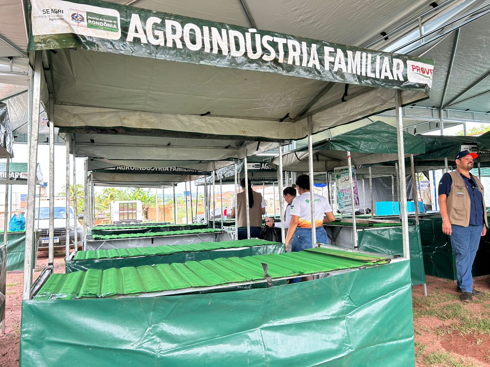 Quatro agroindústrias representando a capital marcam presença no Pavilhão da Agricultura Familiar
